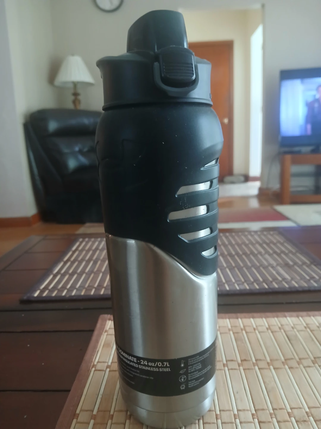 Thermos 24 oz Insulated Stainless Steel Water Bottle