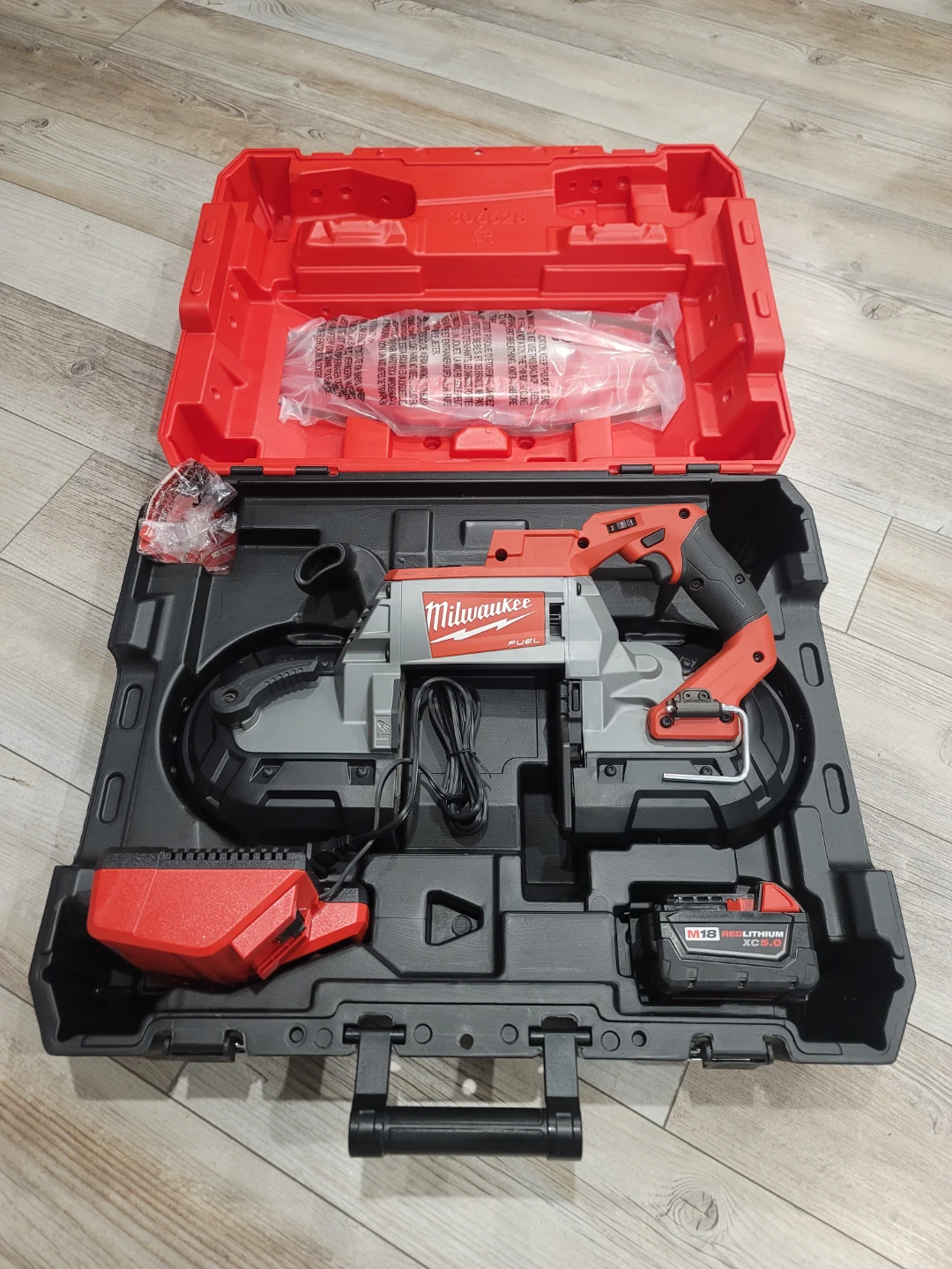 Milwaukee Power Tools - photo 2