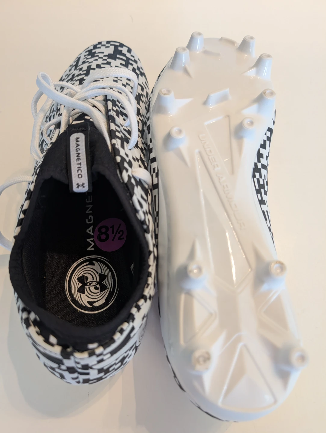 Under Armour Cleats, M 8.5/W 10, NEW! ⚽️ - photo 3