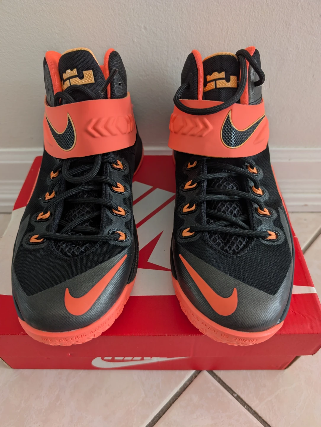 Nike Zoom Lebron Soldier 8 (Punch) Size 6Y - photo 5