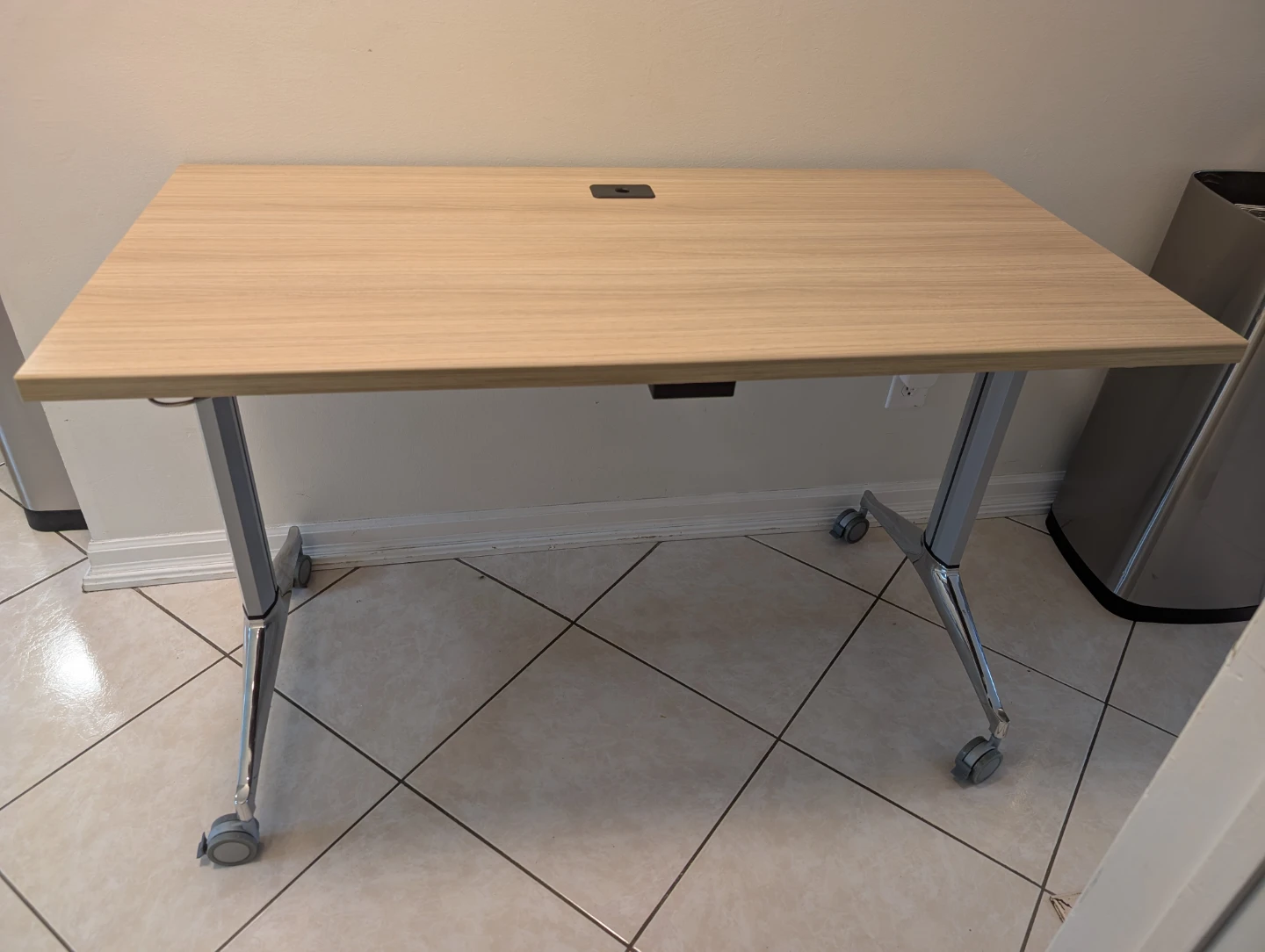 Foldable Table with Locking Wheels