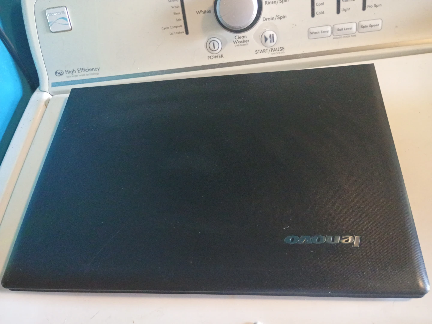 Lenovo Ideapad 300-17ISK Laptop with Charger - photo 2