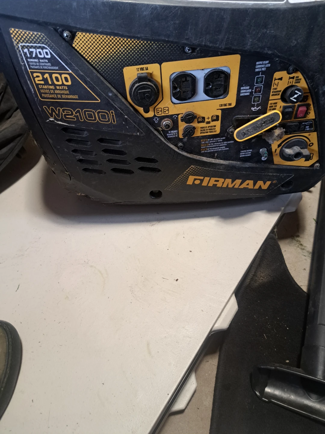 FIRMAN W2100i Generator - photo 3