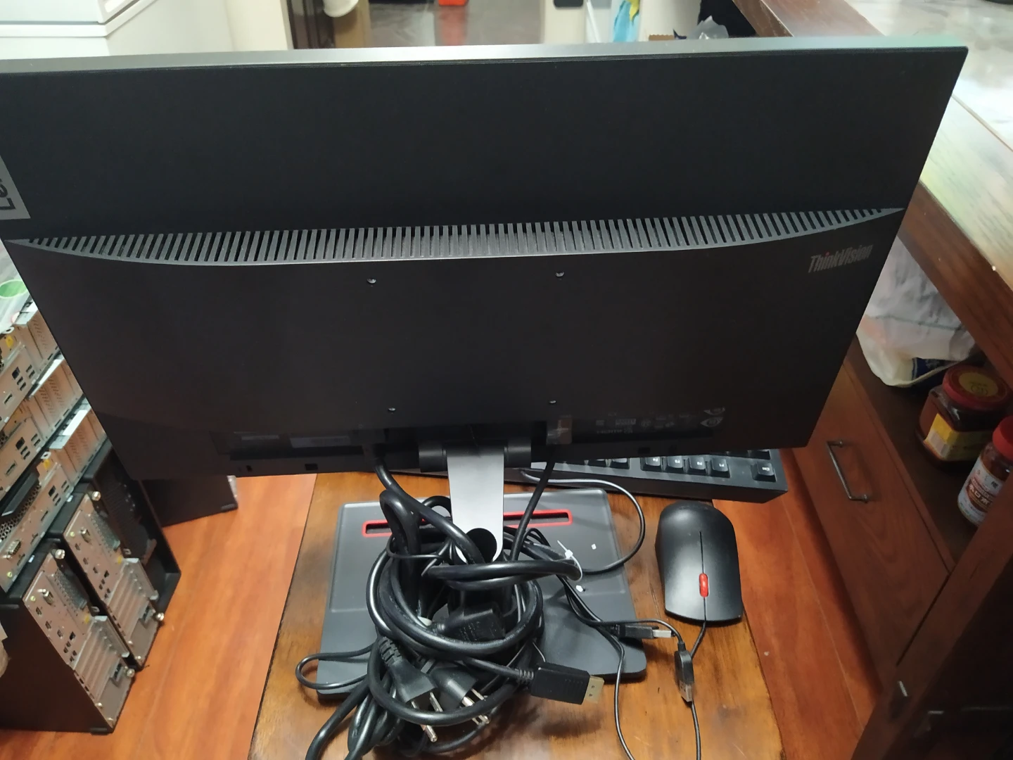 Lenovo Desktop PC with ThinkVision Monitor -ThinkStation P340 - photo 3