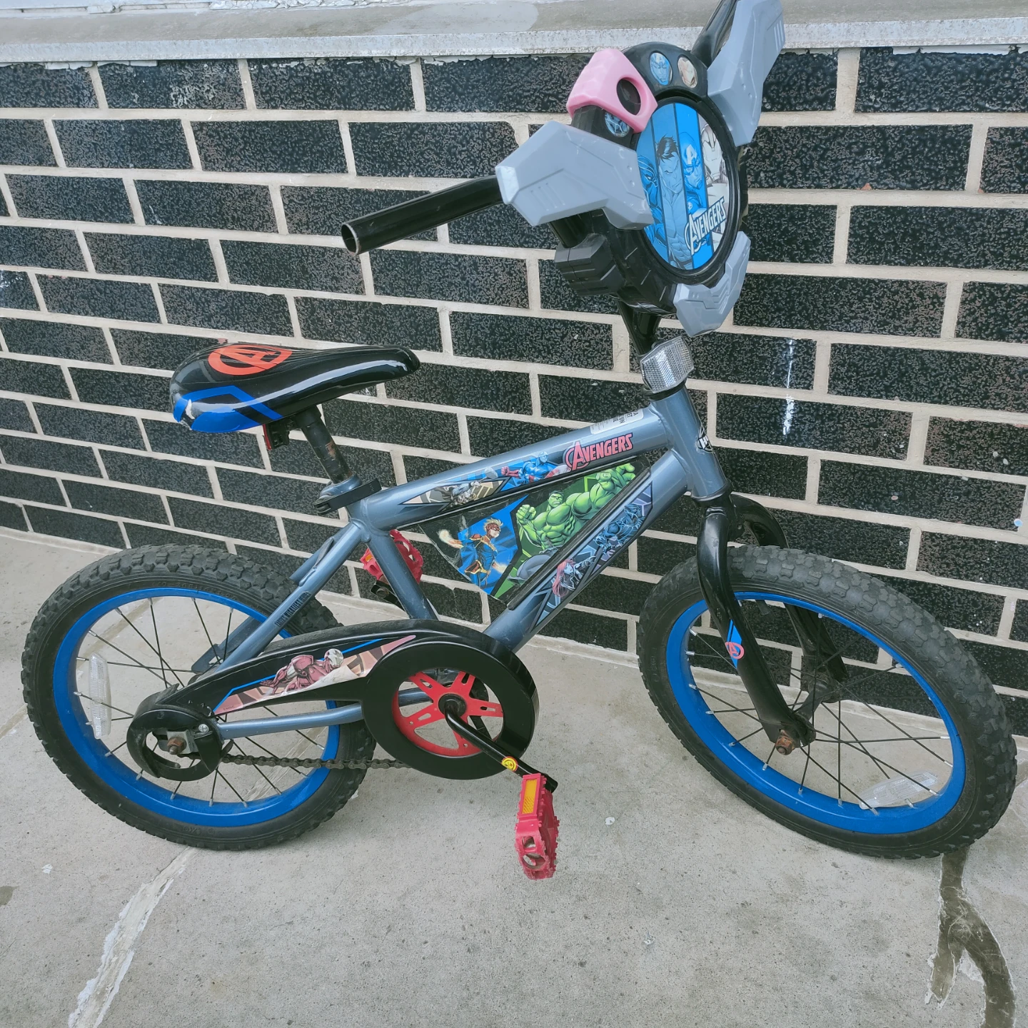 16 "Avengers Kids Bicycle with Training Wheels - photo 4