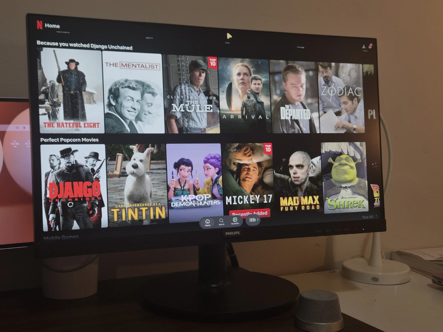 Philips 22-Inch Monitor with Bluetooth speaker