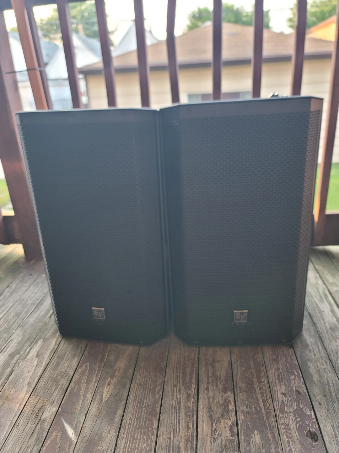 Electro-Voice ZLX-12P Powered Speakers - Pair
