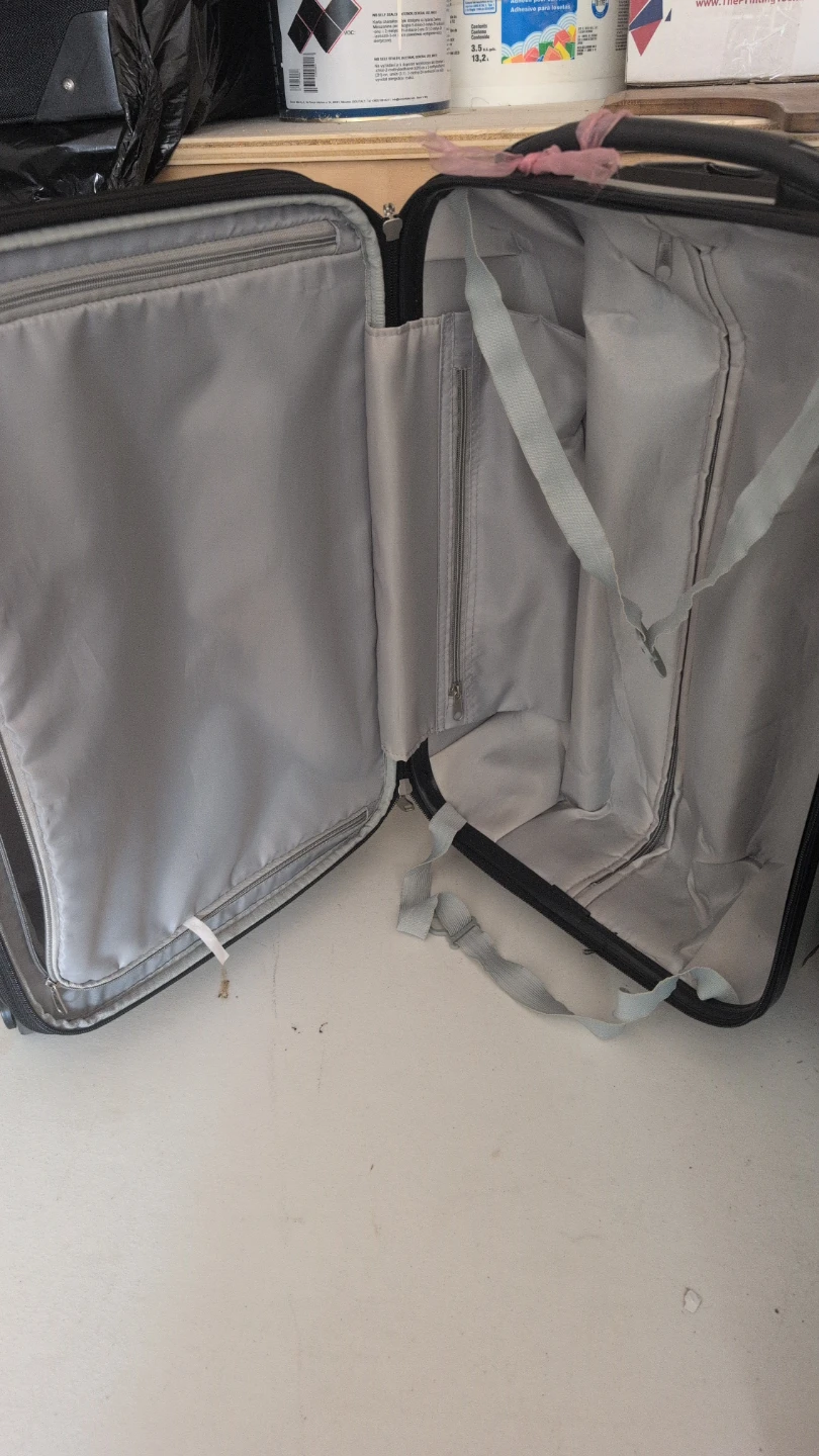 WEN EXPRESS Silver Hardside Spinner Suitcase - photo 3