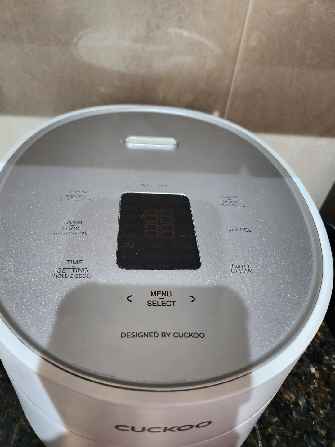 CUCKOO Rice Cooker (6cups) + (NEW) rice paddle - photo 2