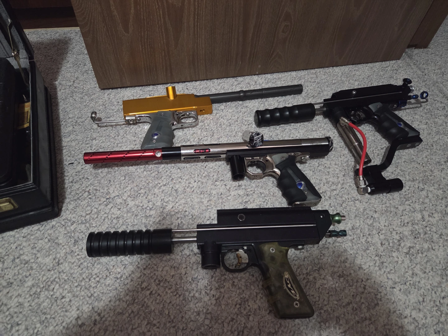 Automag Paintball Gun & Freak Barrel Kit - photo 2