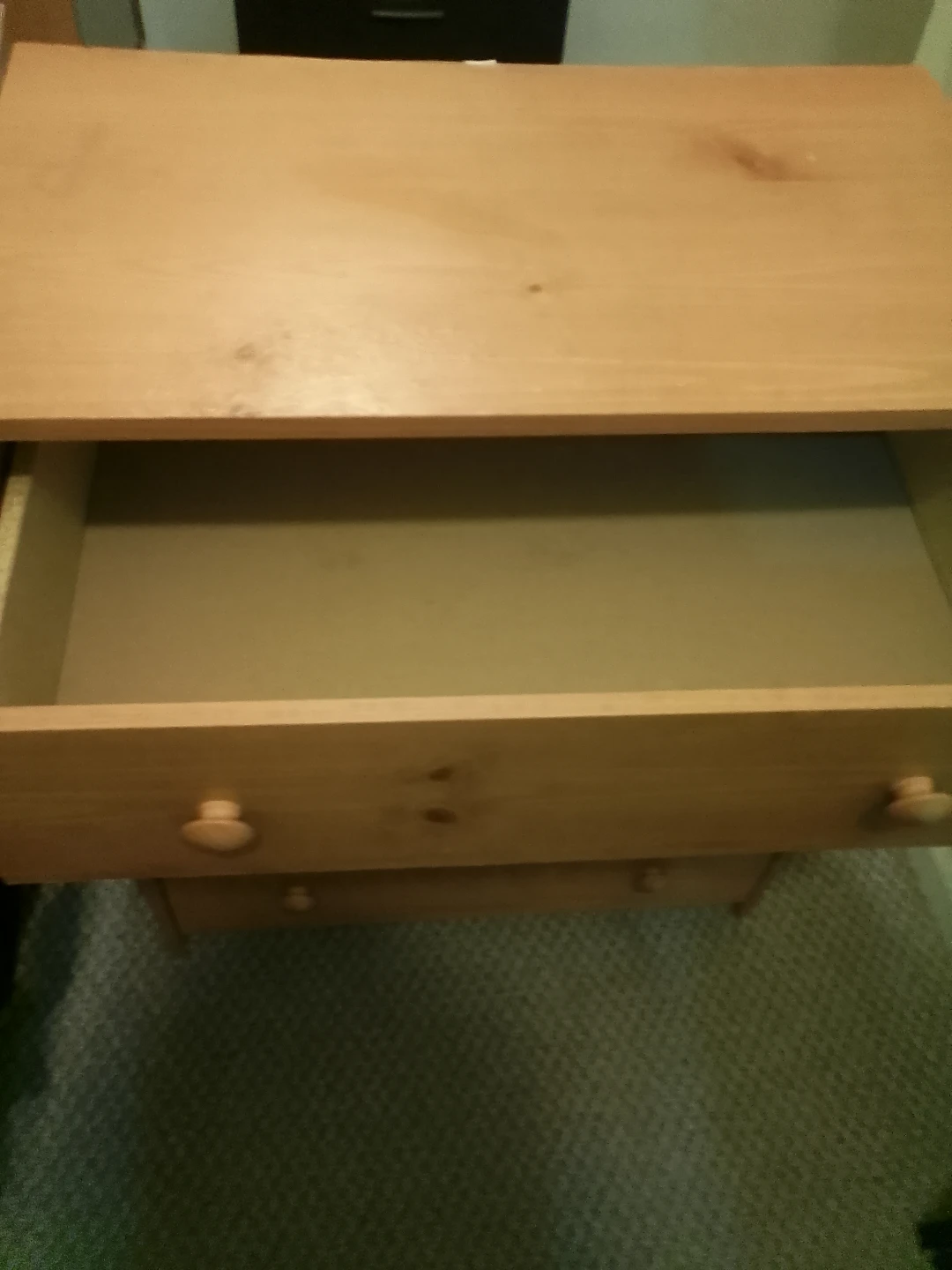 Light Wood 4-Drawer Dresser - photo 2