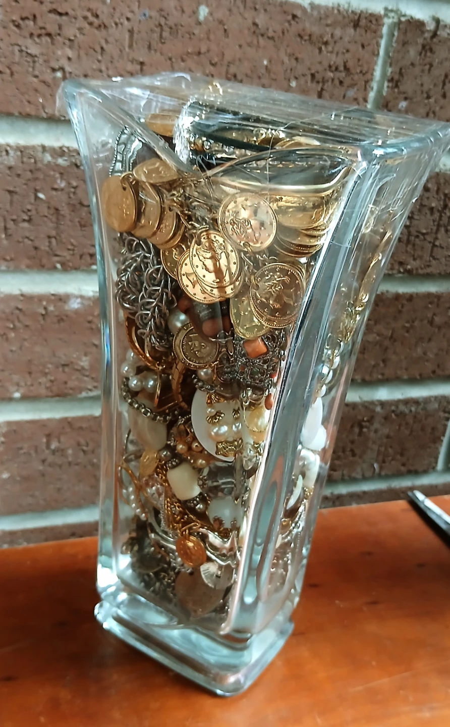 Large Costume Jewellery Collection/vase - photo 3