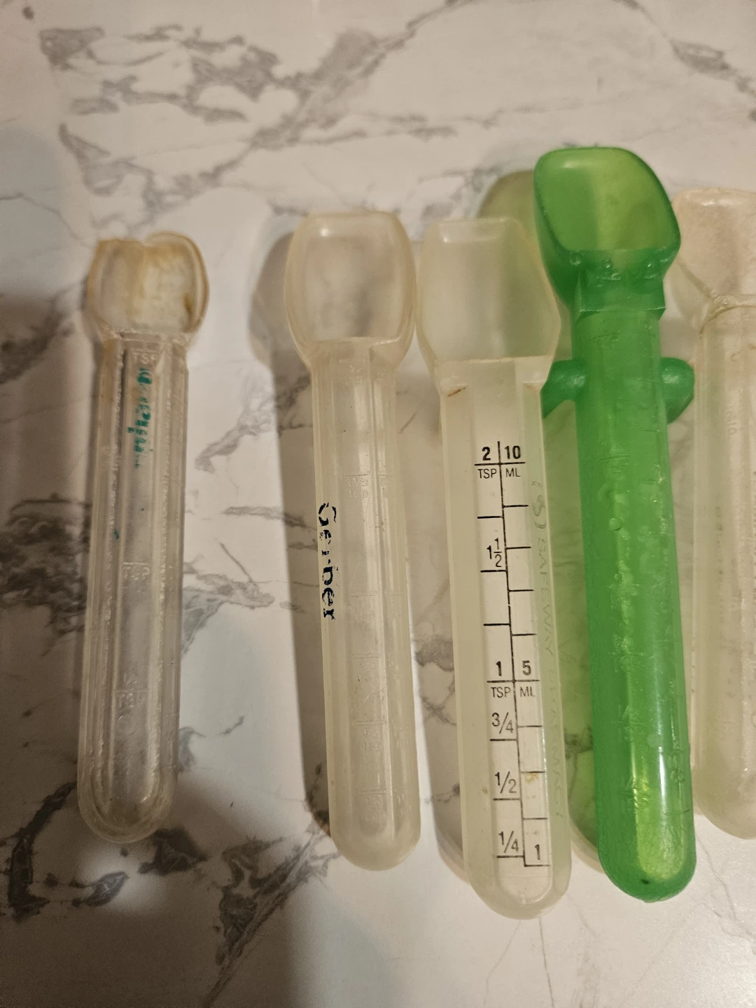Gerber & Safeway Measuring Spoons