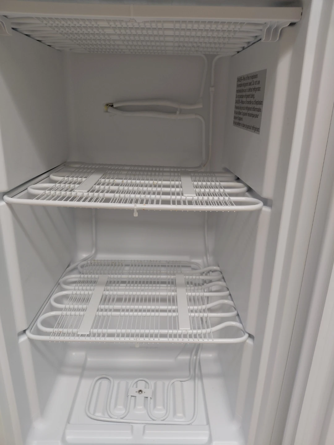 Arctic King Mini Freezer - photo 2