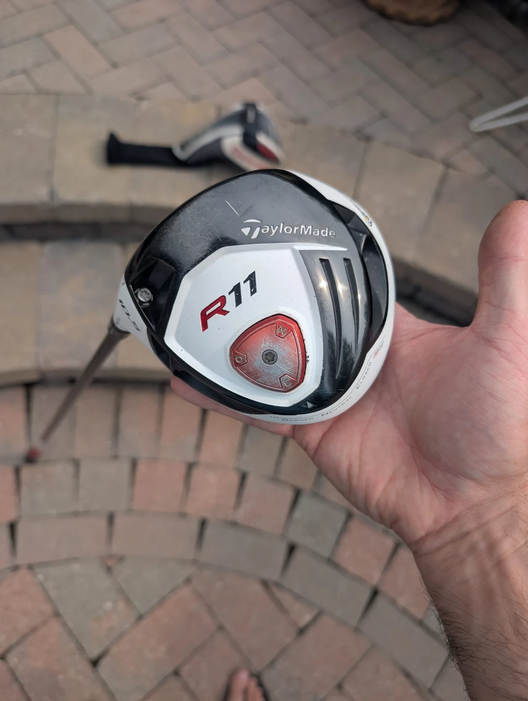 Men's TaylorMade Golf R11 Driver Fujikura Shaft - Left hand - photo 2