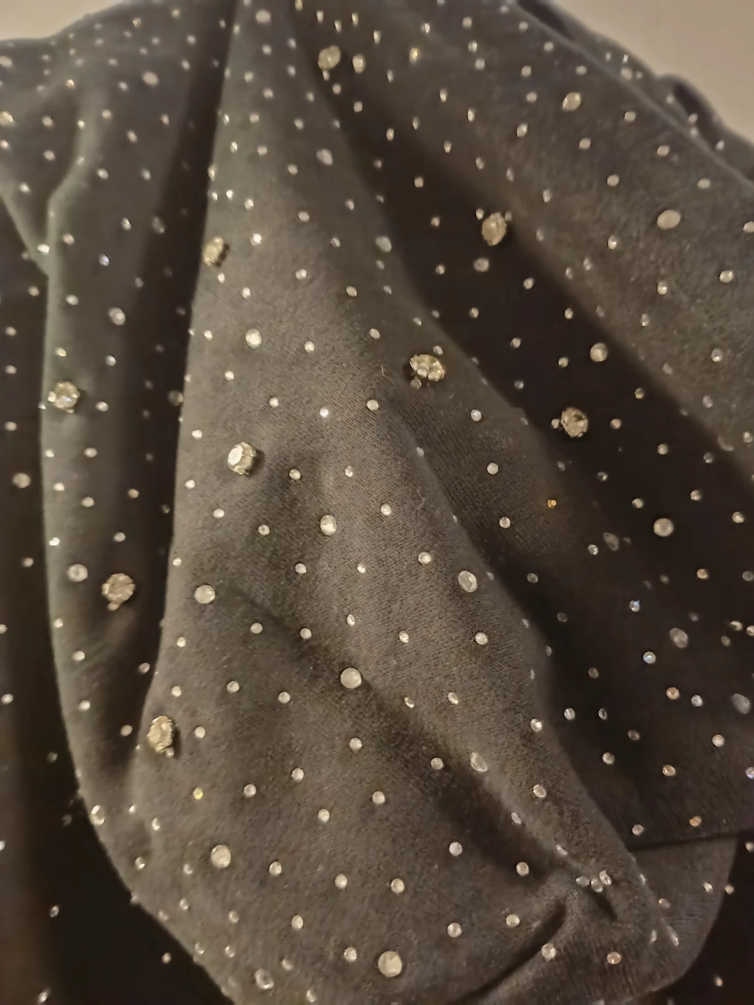 VYBES Rhinestone XXL HOODIE never worn - photo 2