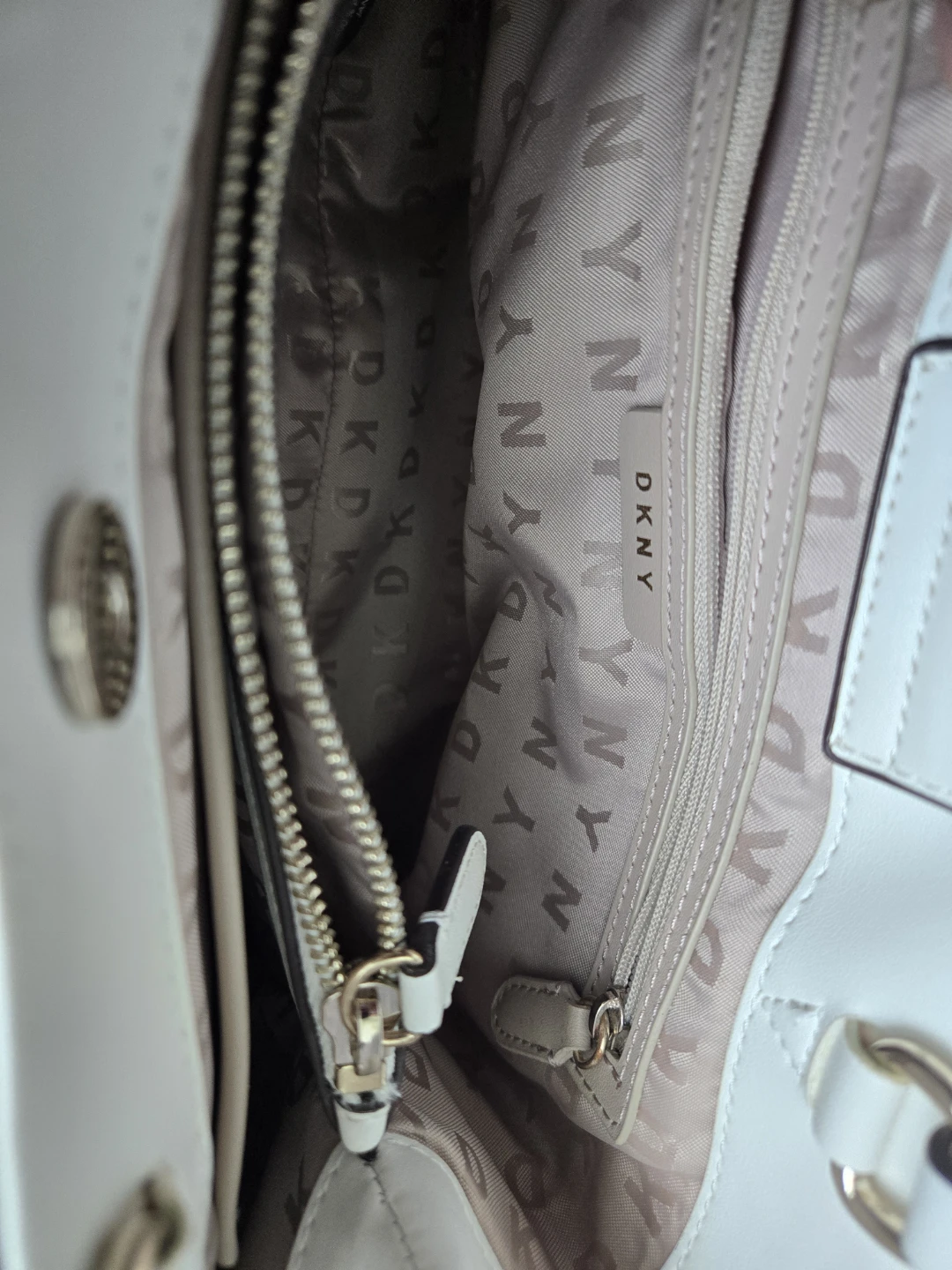 DKNY White & Tan Monogram Satchel Handbag - photo 5