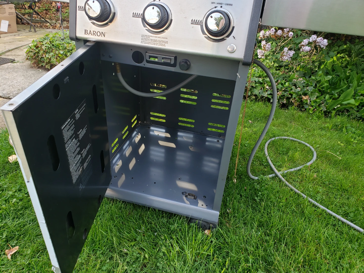 Broil King Baron Gas BBQ - photo 3