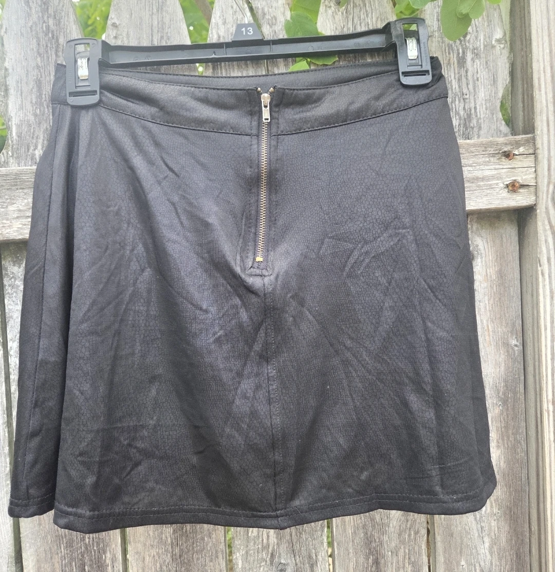 Swoon black mini skirt size S - photo 2