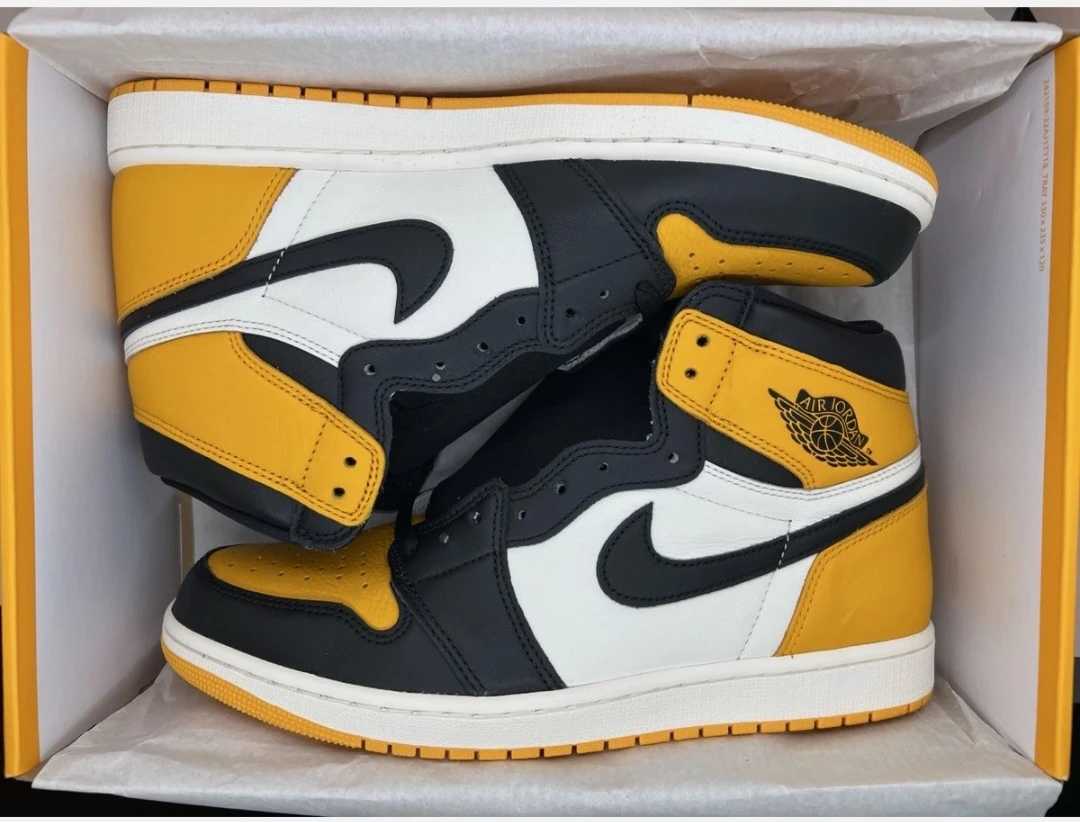 Air Jordan 1 High OG Yellow Toe Sneakers