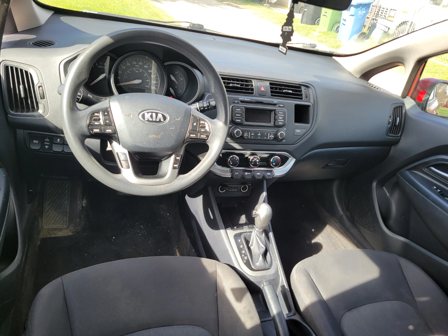 Kia Rio 2014 - photo 4
