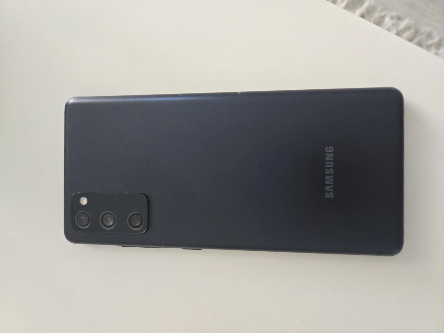 MINT COND SAMSUNG GALAXY S20 FE 5G MOBILE - photo 2