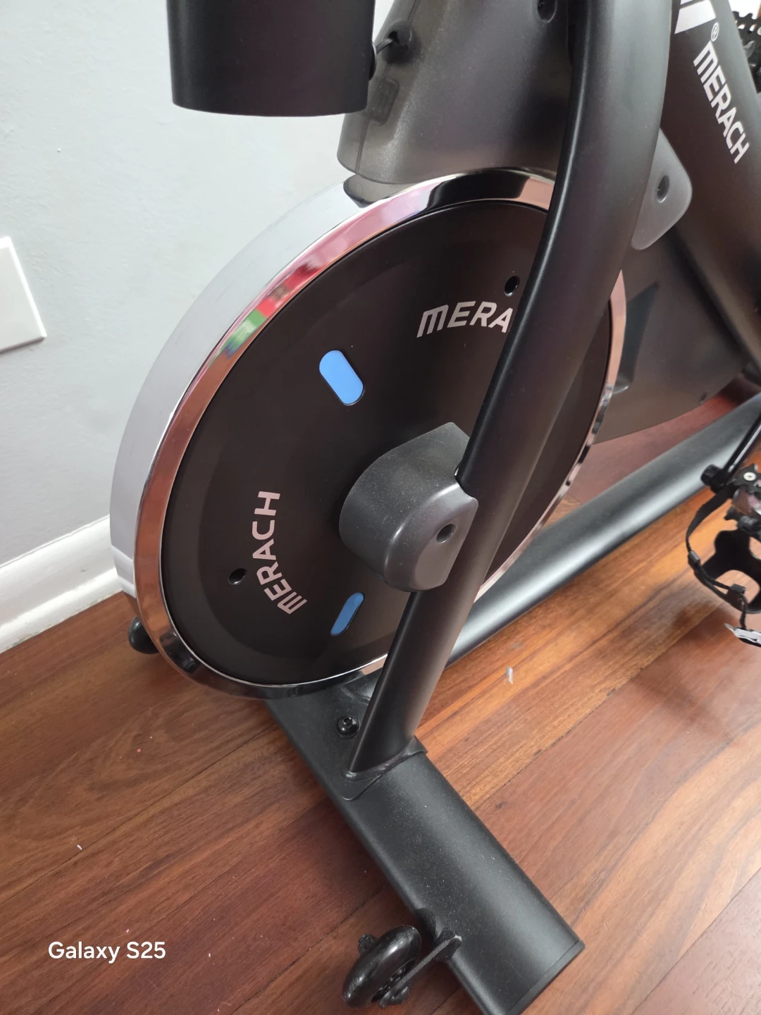 Merach Spin Bike - photo 2