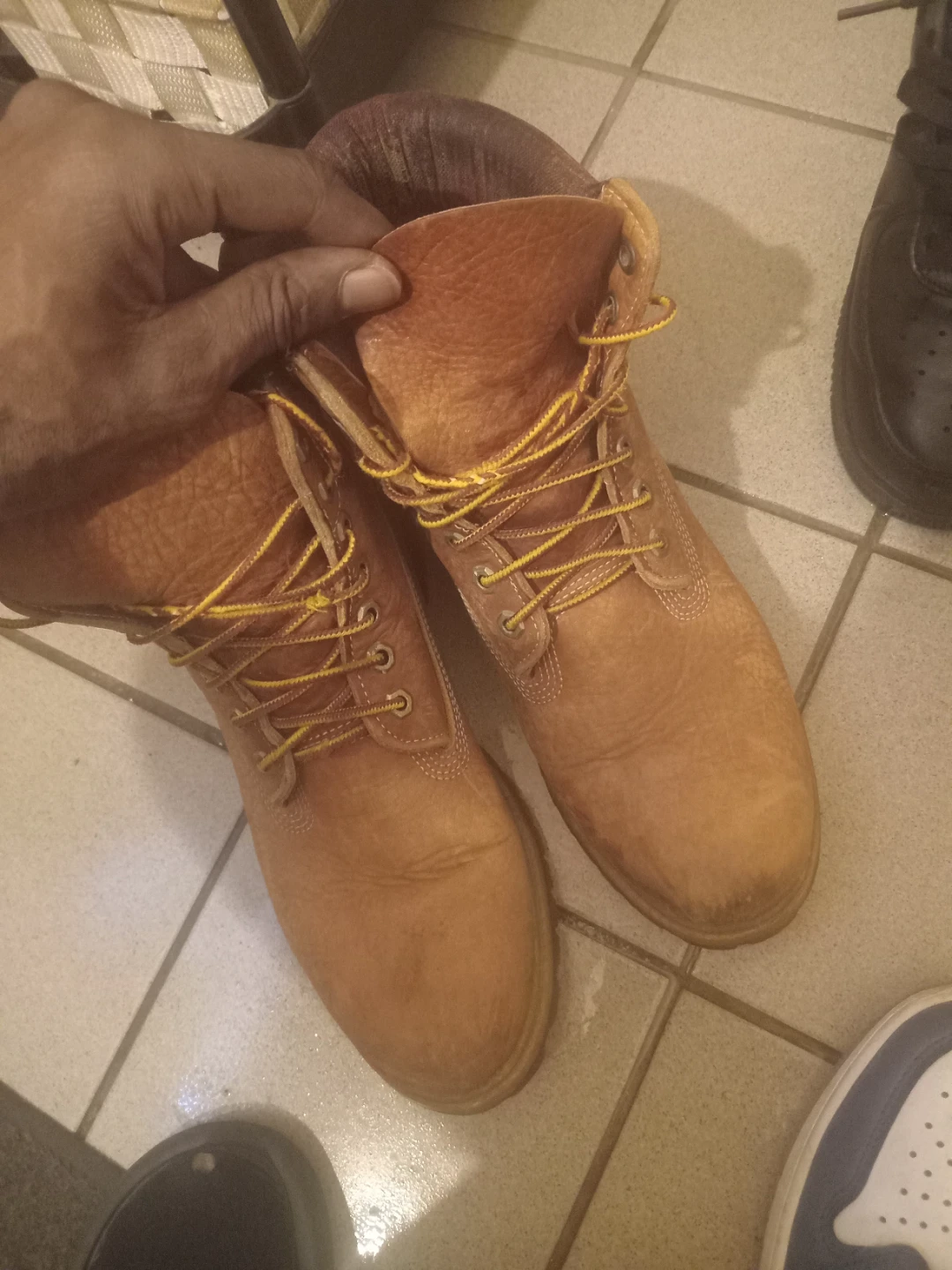 Size 9 timberlands - photo 2