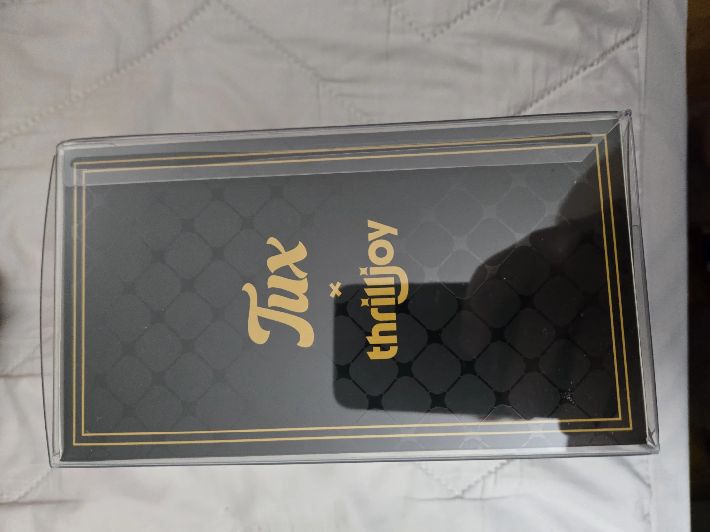 Thrilljoy Pix! Tux Collectible Figure and Pin - photo 5