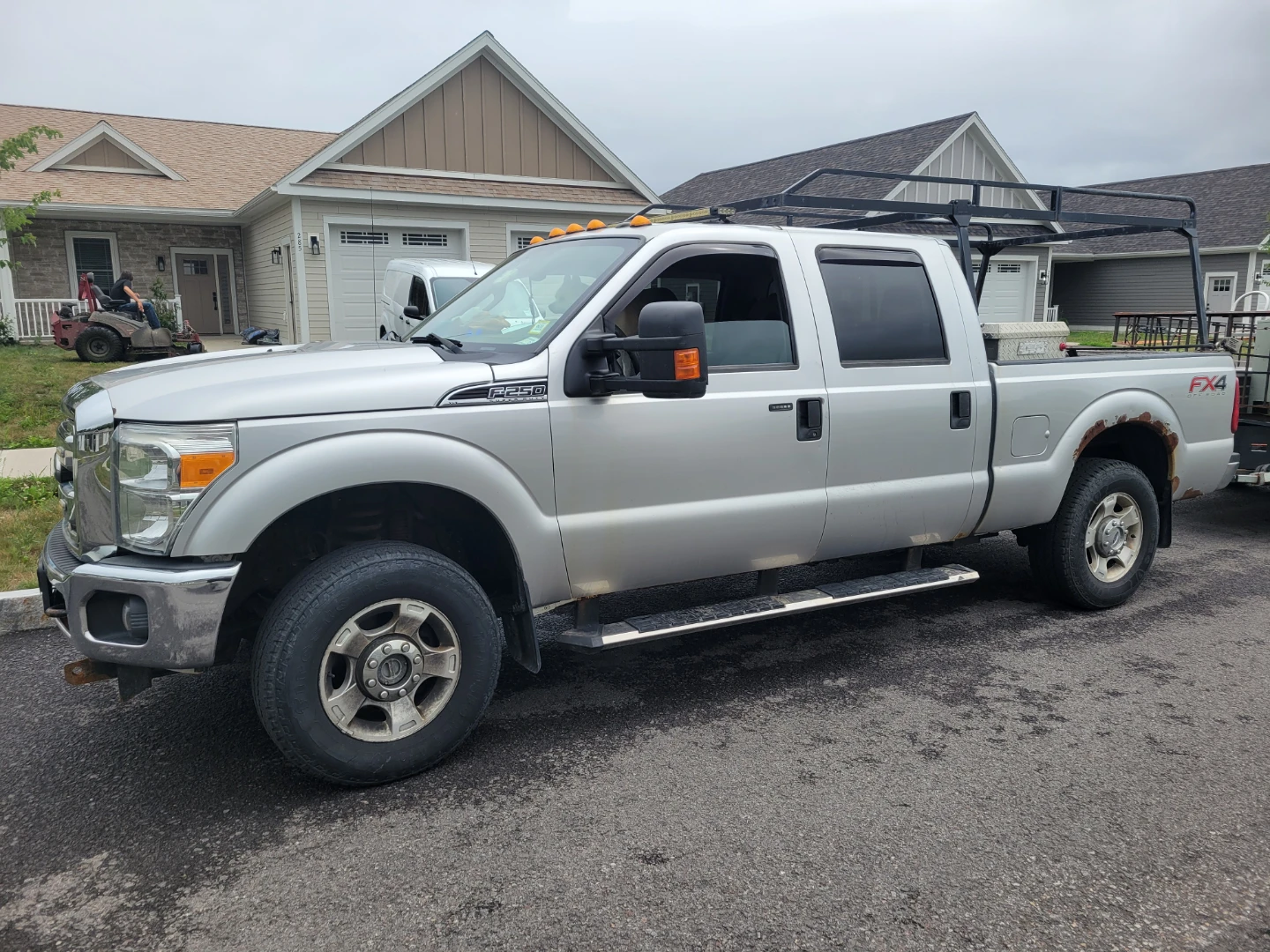 2016 Ford F250 superduty - photo 4