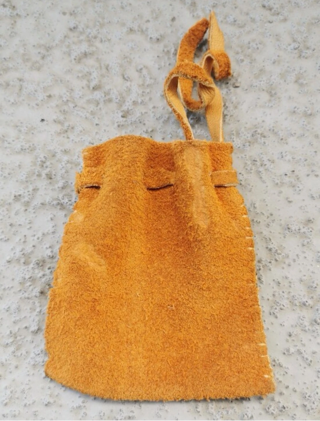 Vintage Handmade Deerskin Leather Indigenous Beaded Bag - photo 4