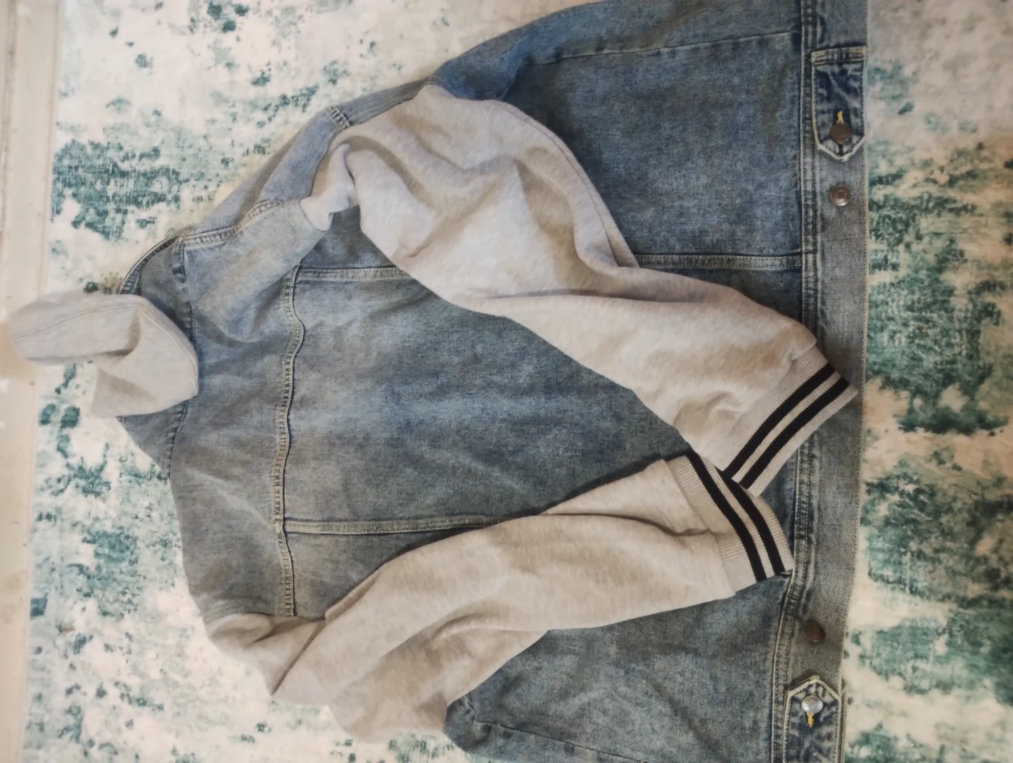 Men's Casual Wear - Denim Fleece Jacket, Shirts & Camo Joggers - photo 3