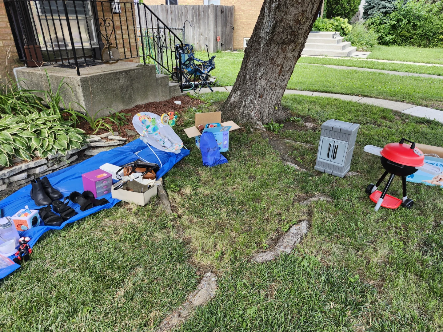 $1 YARD SALE - photo 3