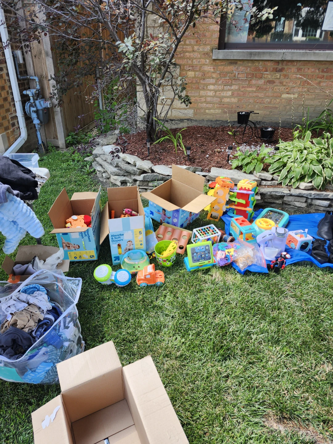 $1 YARD SALE - photo 4