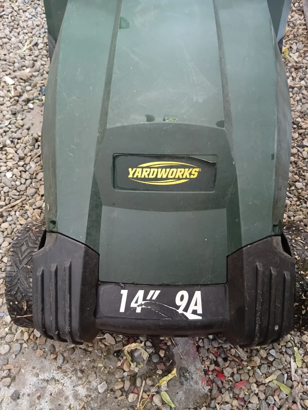 Yardworks 14" Compact  Electric Lawnmower & Bag - photo 5