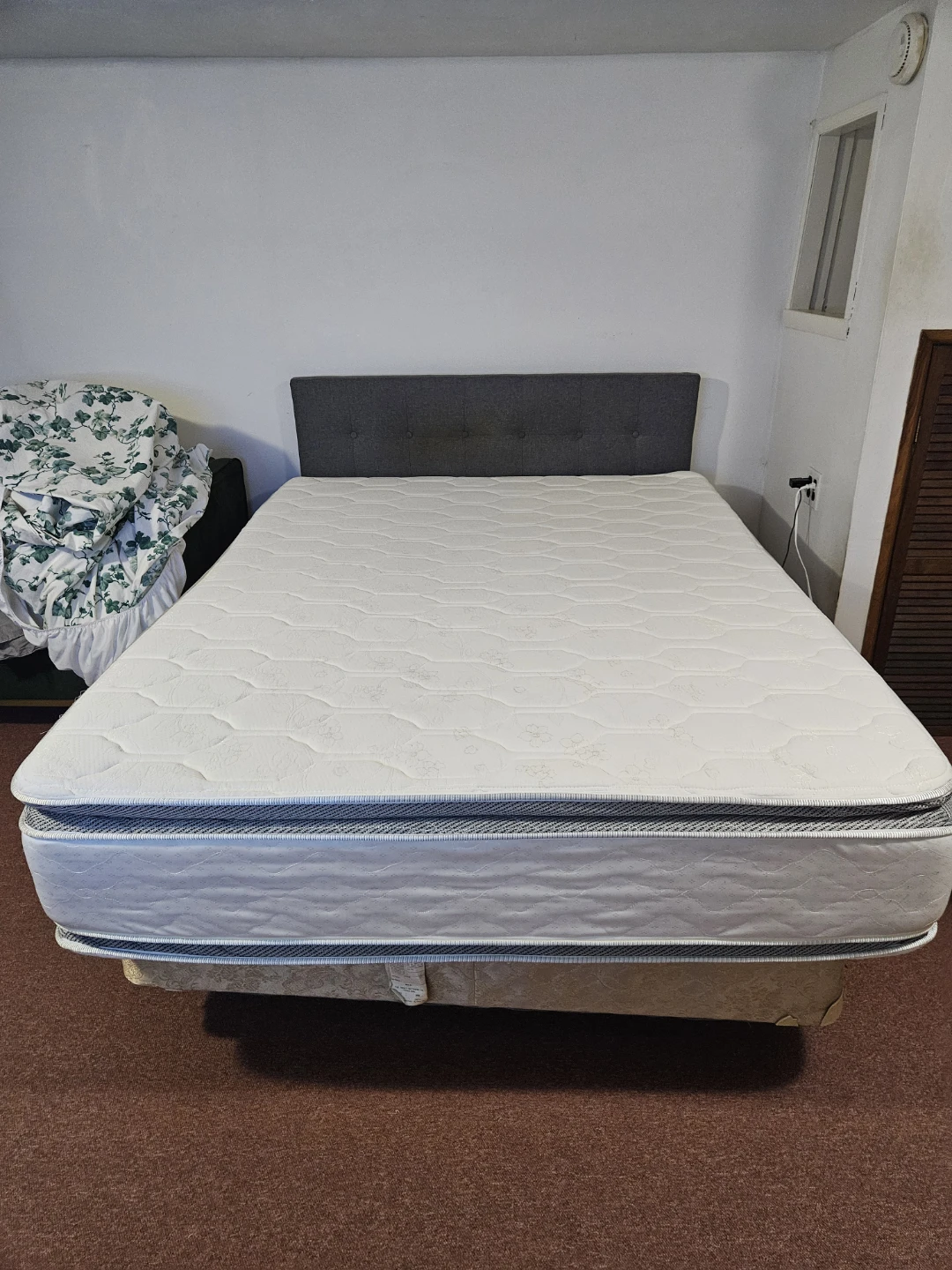 Quality pillowtop queen size mattress only!!