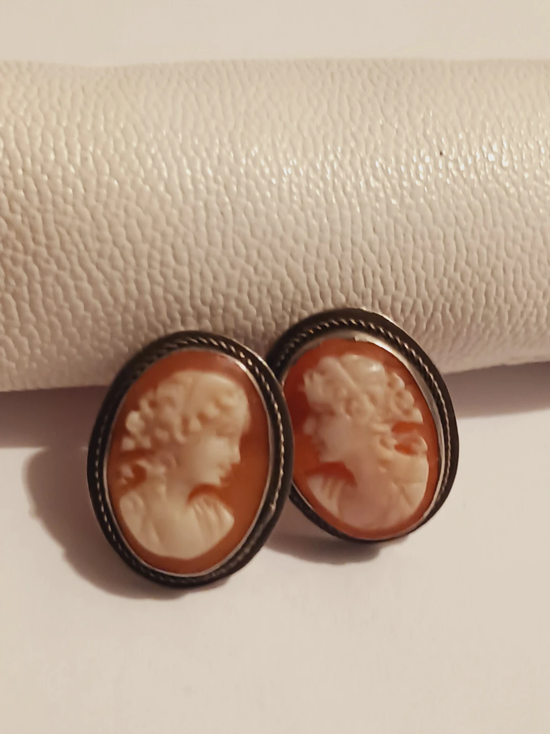 Antique Sterling Silver 925 Genuine Carved Cameo Stud Earrings - photo 2