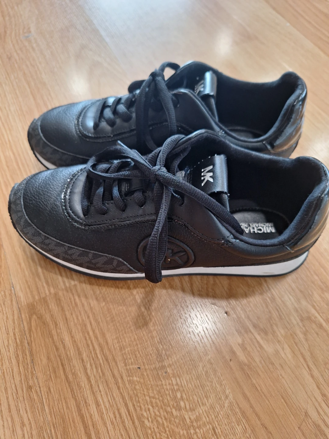MICHAEL KORS BLACK LEATHER SNEAKERS 👟✨ - photo 4