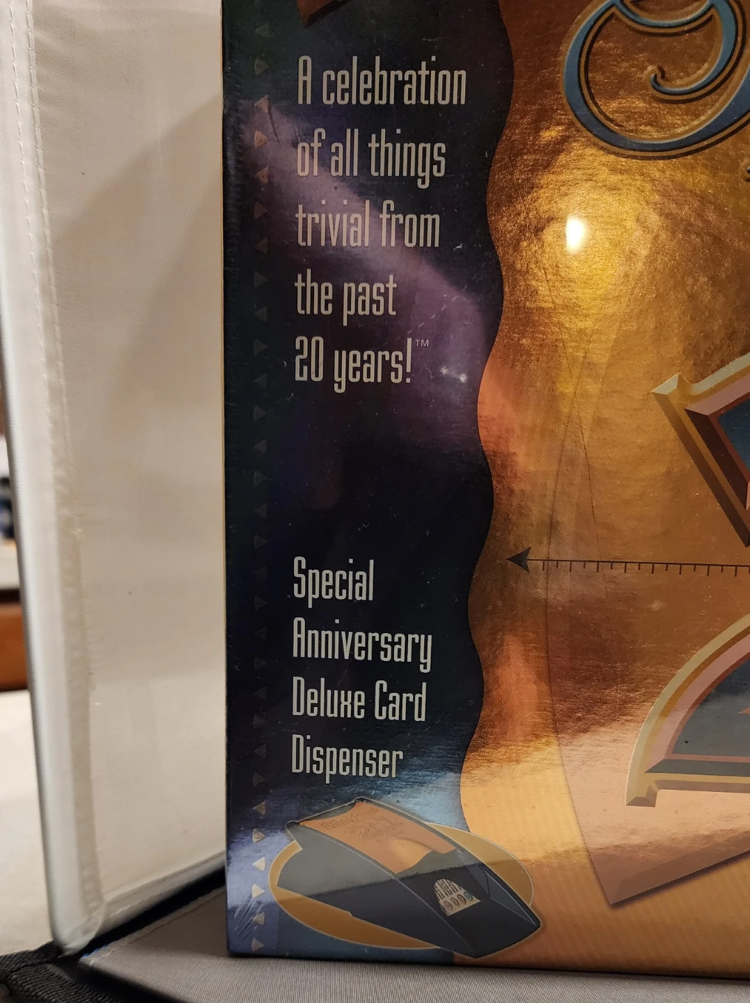 Trivial Pursuit 20th Anniversary Edition - photo 4