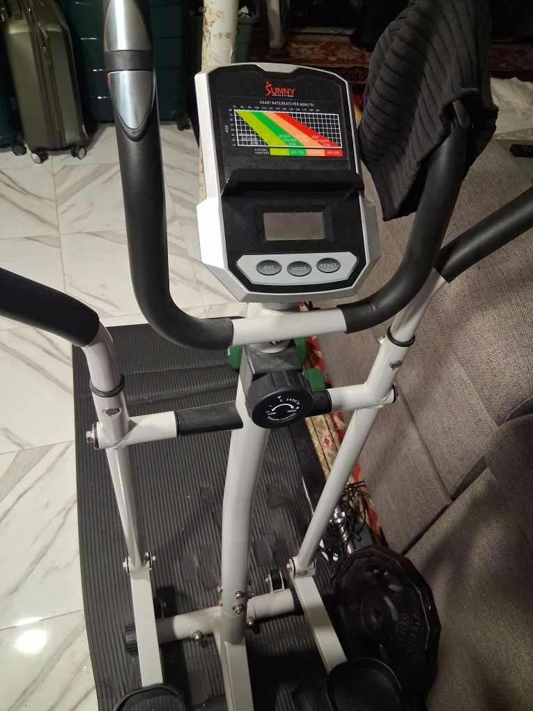 Sunny Health & Fitness Elliptical Machine - photo 2