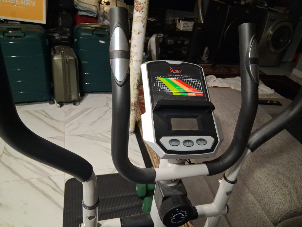 Sunny Health & Fitness Elliptical Machine - photo 4