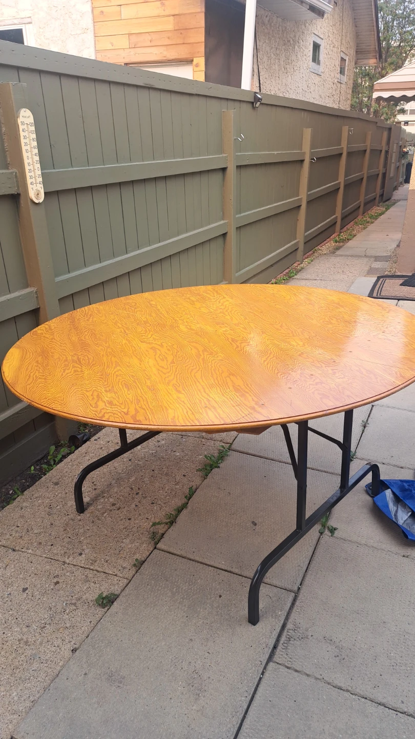 Round Folding Table - photo 2