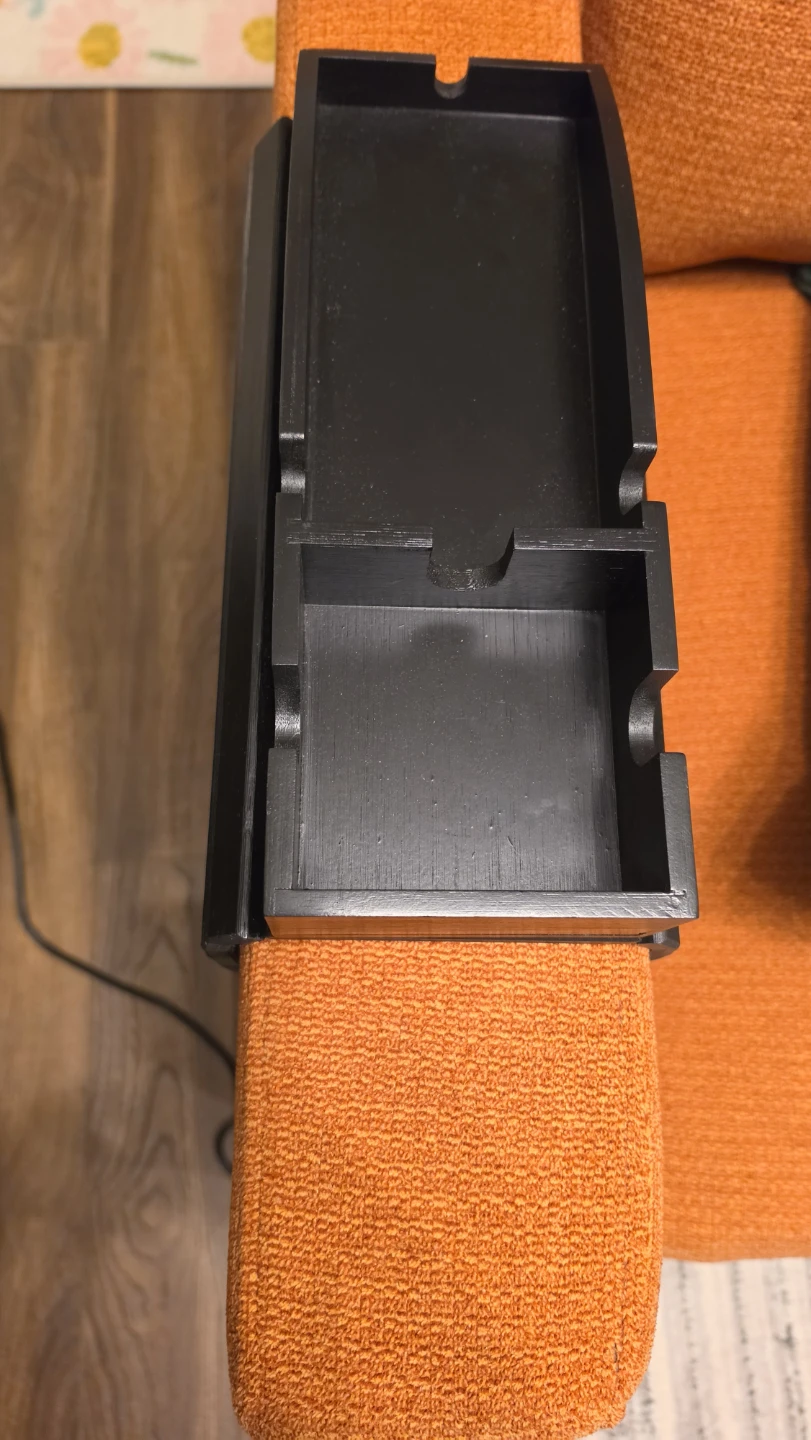 Black wooden armrest organizer tray - photo 2