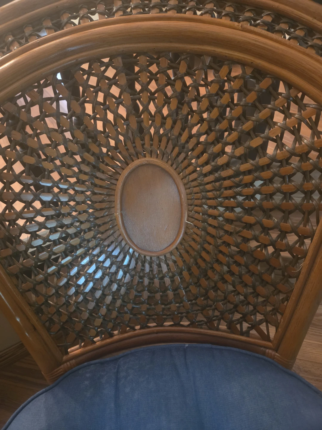 Wicker Armchair with Blue Cushion - photo 2