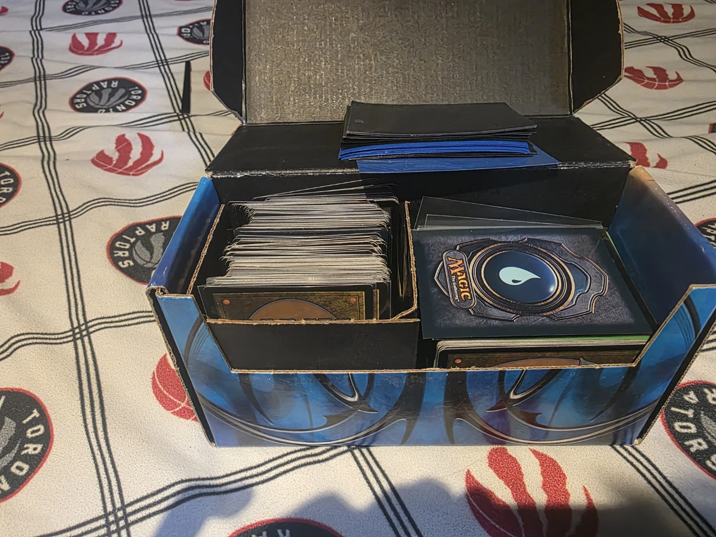 Magic The Gathering Card Storage Box - photo 2