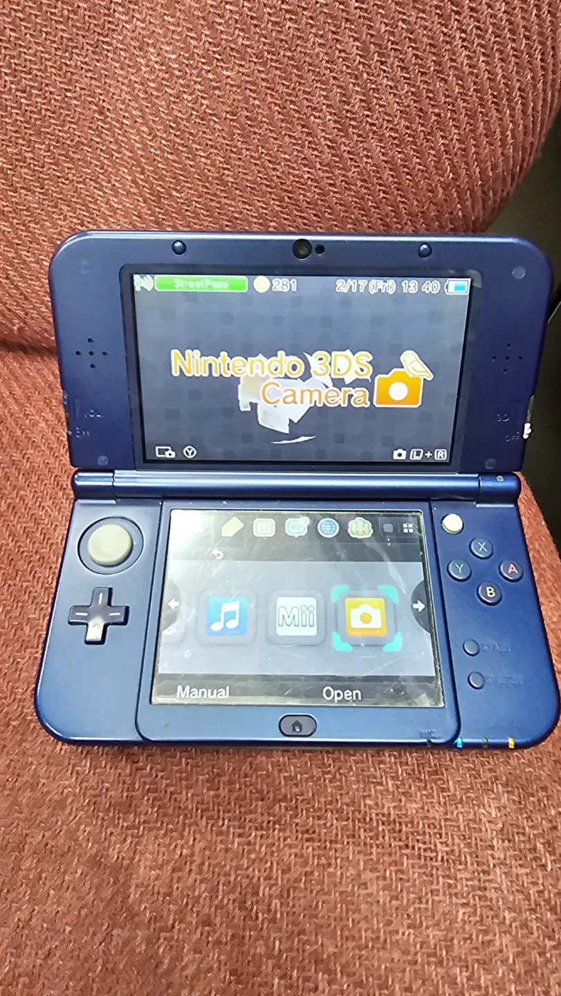 Nintendo 3DS XL Blue with Games and Case - photo 2