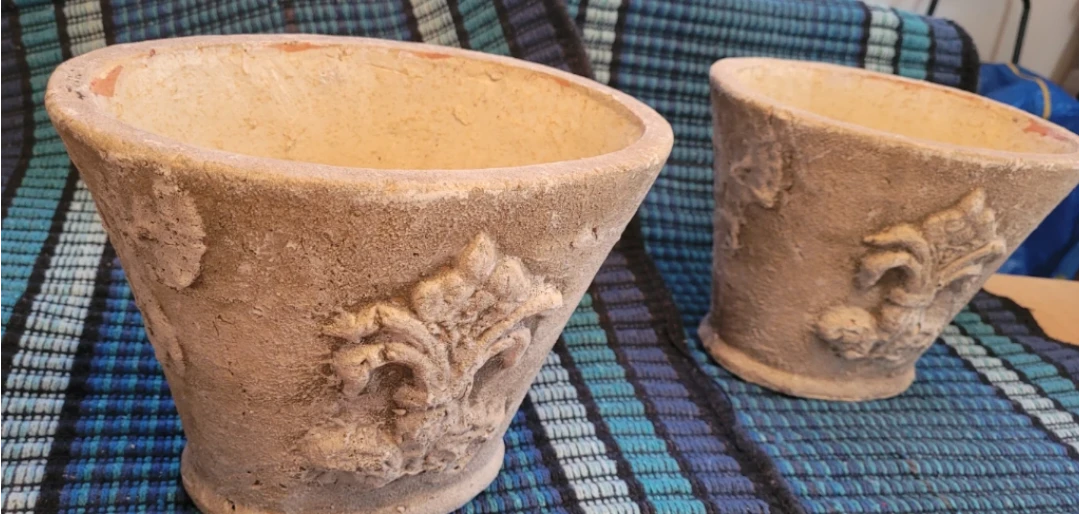 Brand New Pair of Vintage  Terracotta Planters--(sold out!) - photo 4