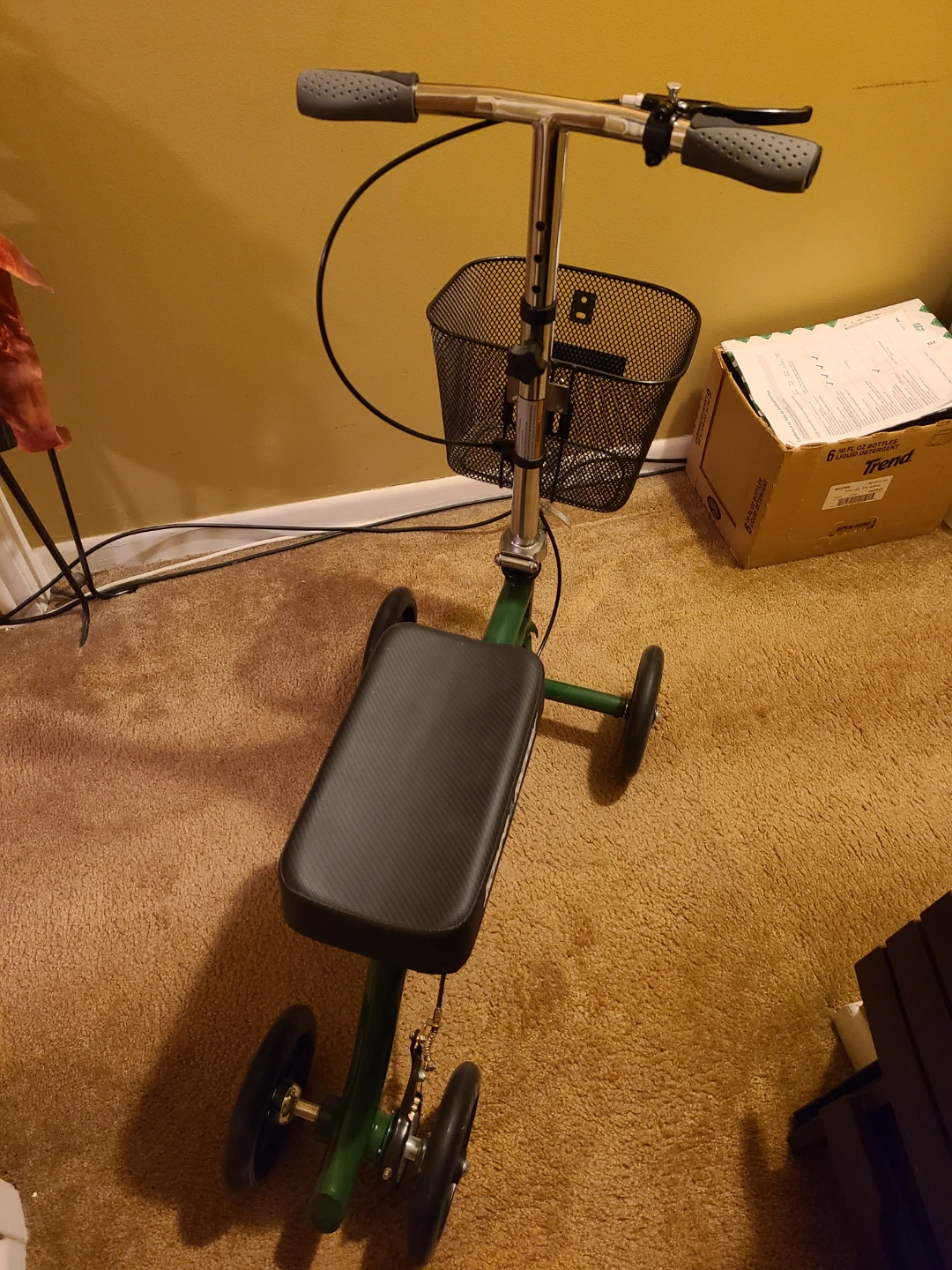 Knee Rover Steerable Knee Scooter Walker - photo 3
