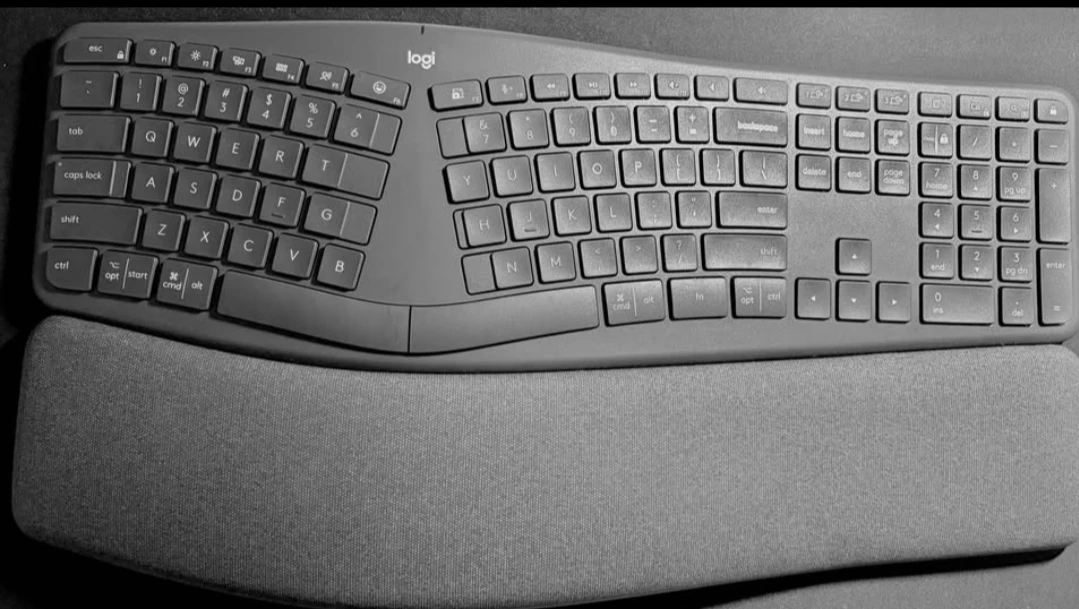 Logitech K860 Ergonomic Keyboard with Wrist Rest