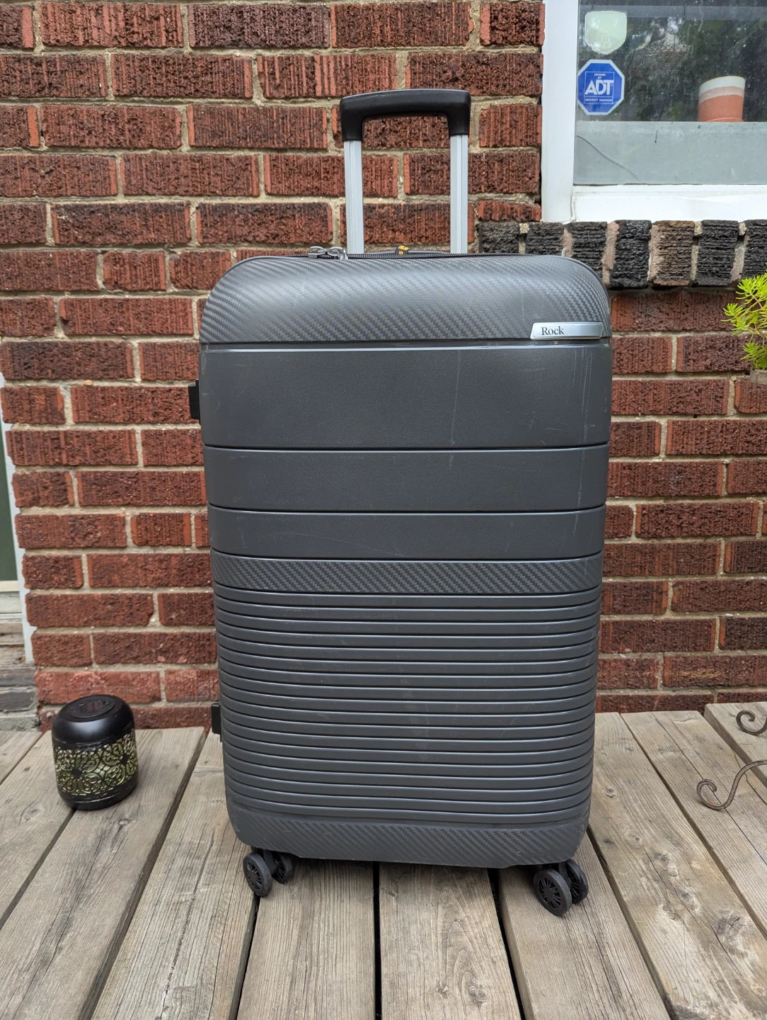 Rock Luggage - Grey Hard Shell Suitcase - photo 3